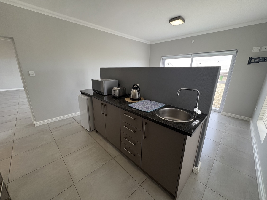 To Let 4 Bedroom Property for Rent in Yzerfontein Western Cape